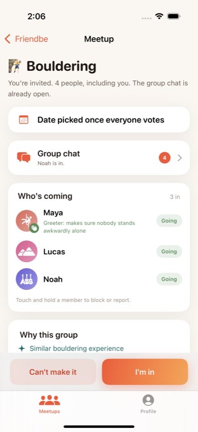 A Friendbe match: a bouldering group with the chat already open and three members going
